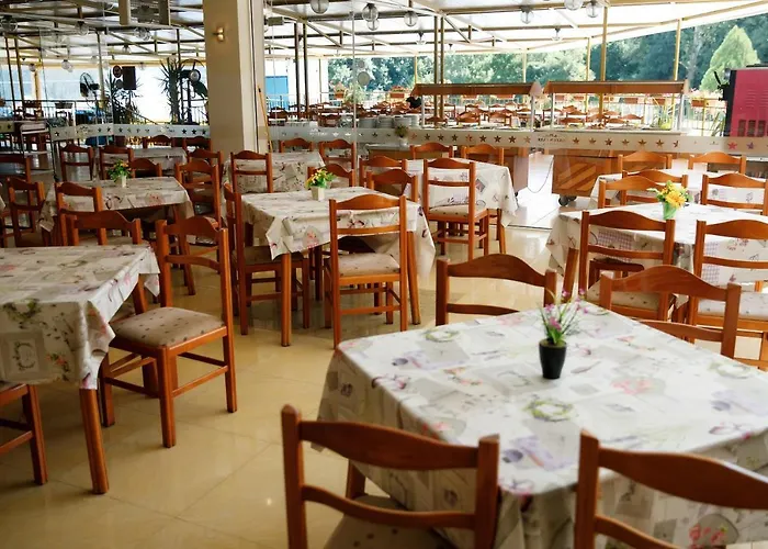 грийн парк Хотел