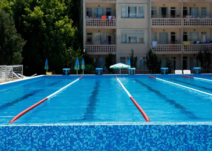 грийн парк Хотел *